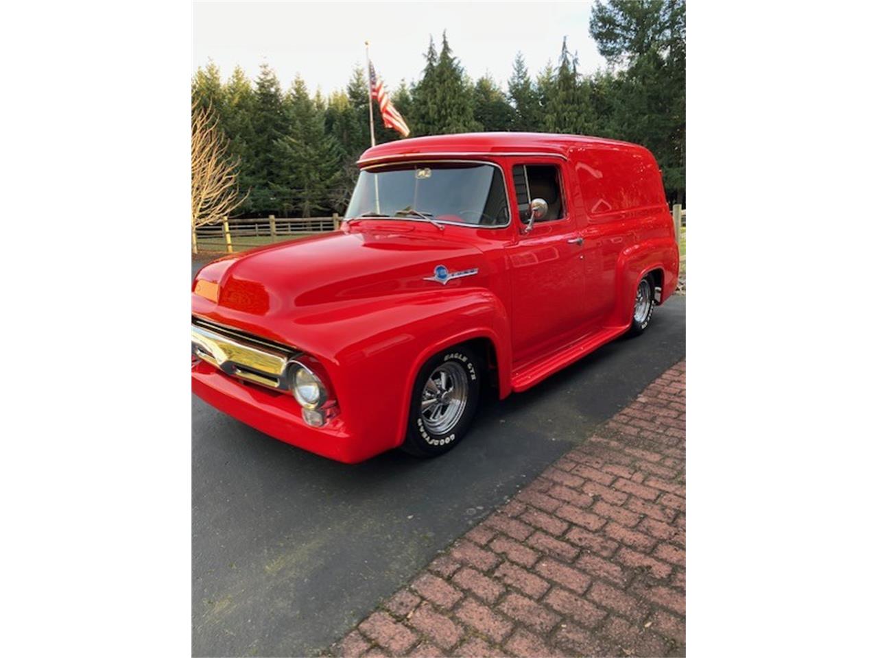 Ford-Panel-van-1956-Red-Grey-16