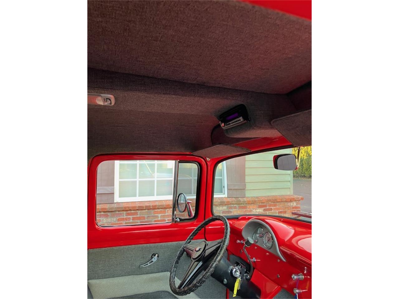Ford-Panel-van-1956-Red-Grey-2