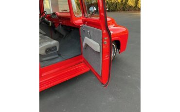 Ford-Panel-van-1956-Red-Grey-3