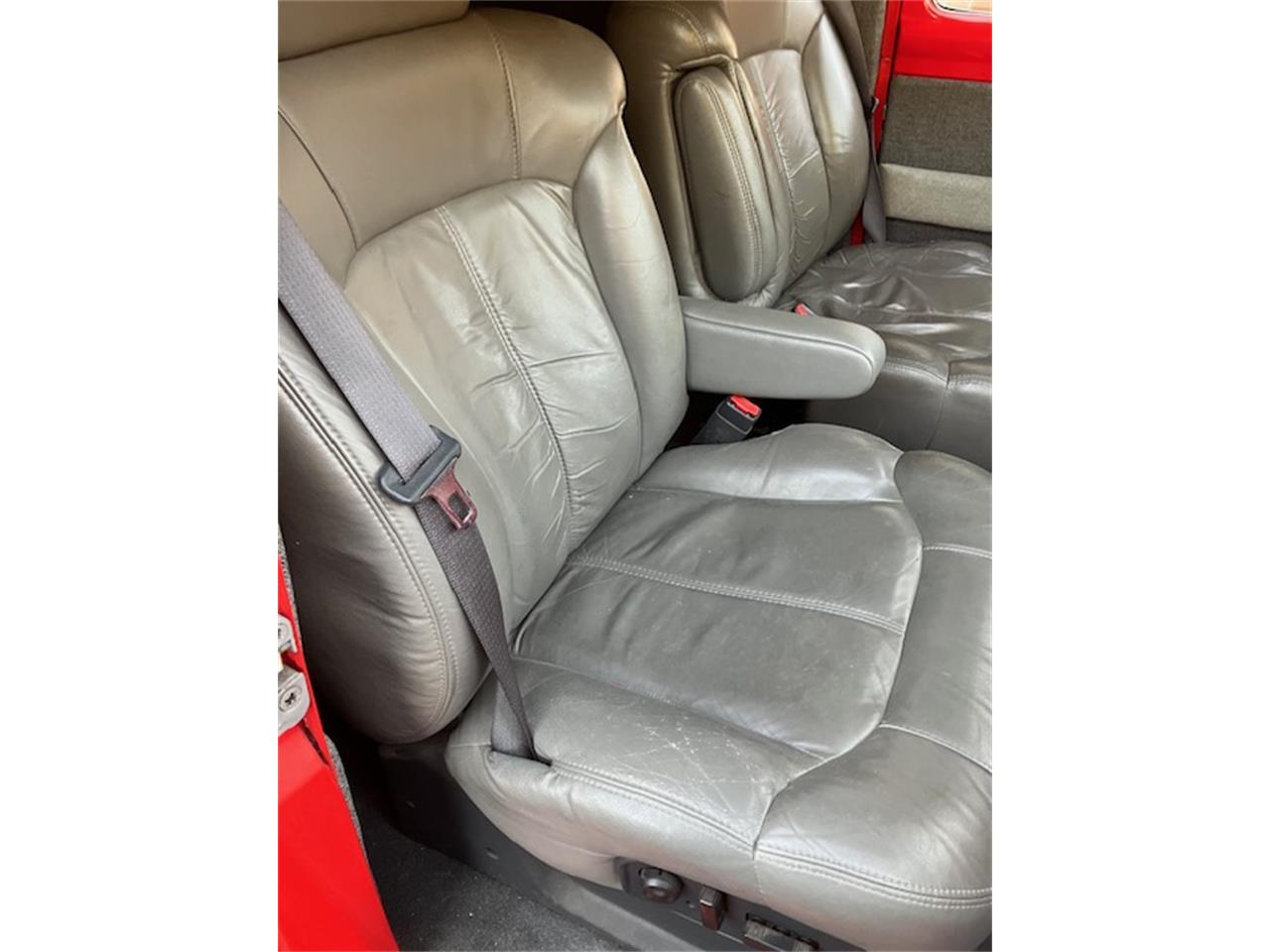 Ford-Panel-van-1956-Red-Grey-34