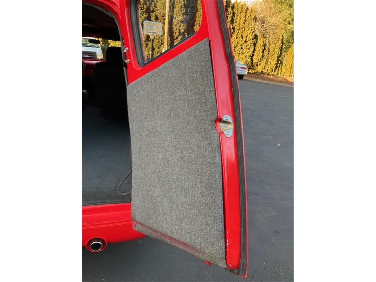 Ford-Panel-van-1956-Red-Grey-37