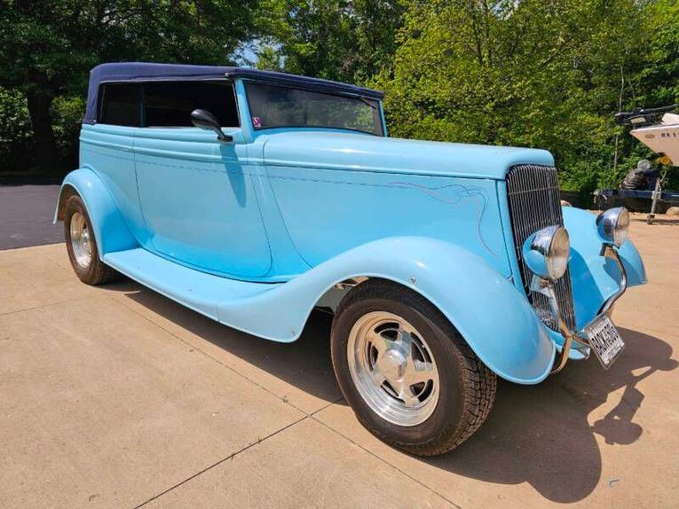 Ford-Phaeton-1934-black-gray-19