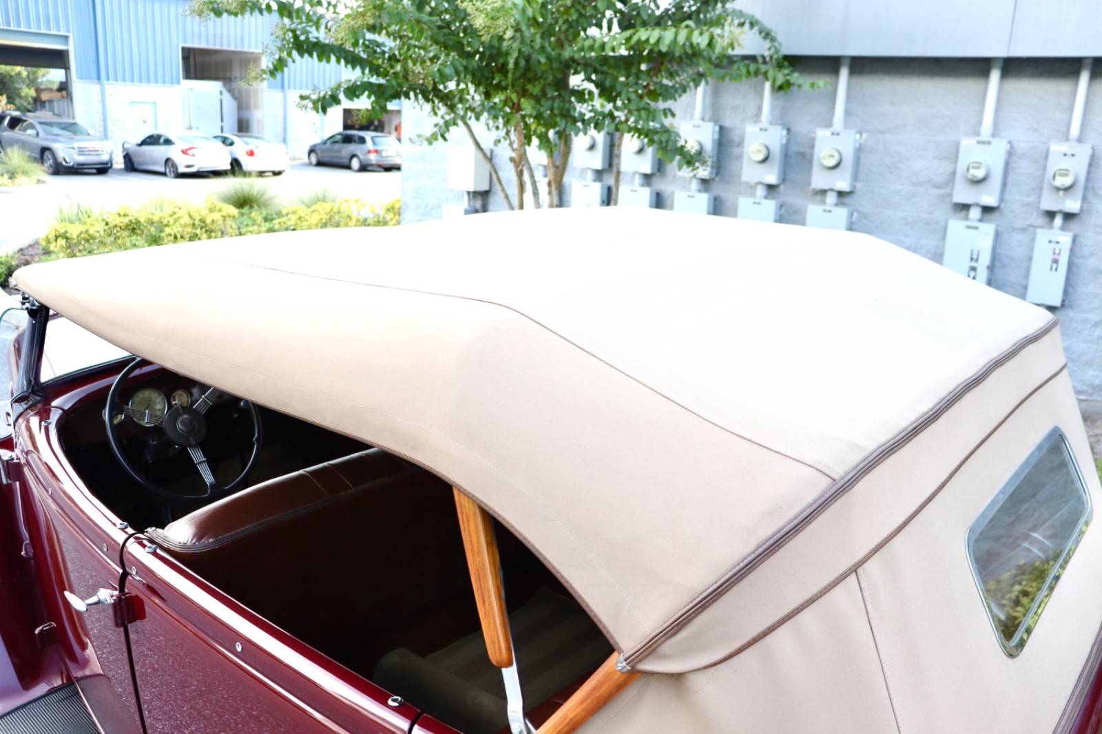 Ford-Phaeton-1936-Convertible-14