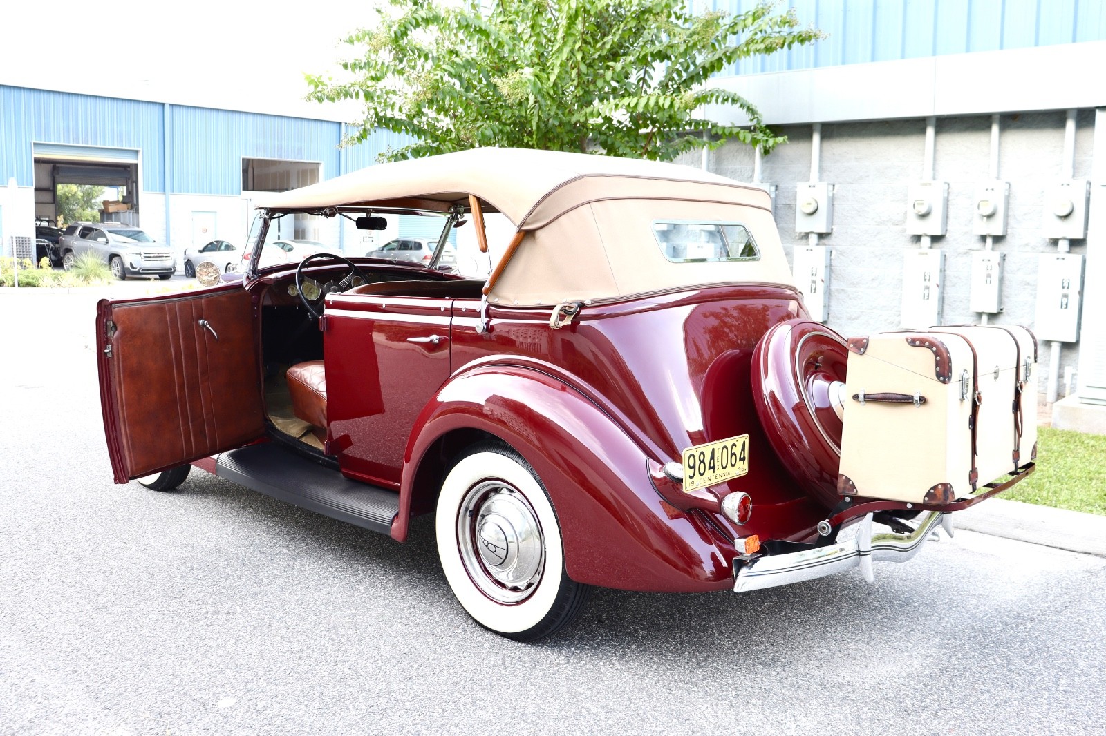 Ford-Phaeton-1936-Convertible-21