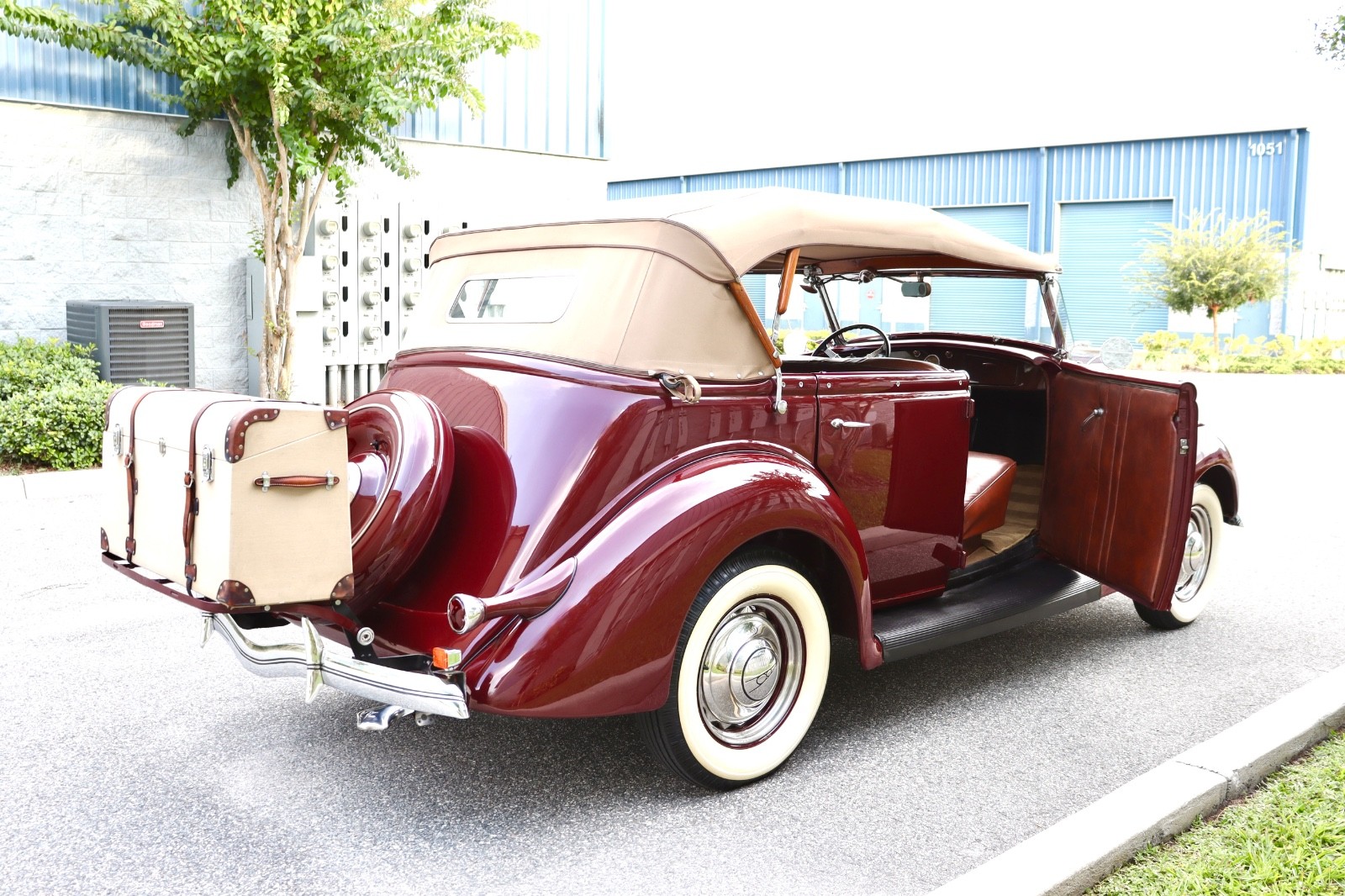 Ford-Phaeton-1936-Convertible-28