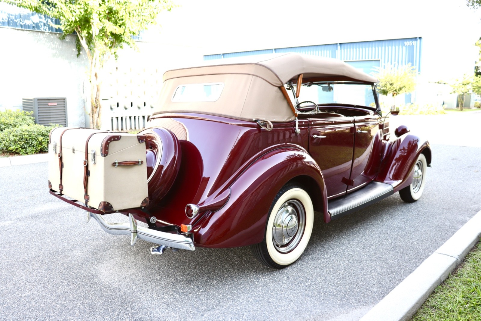 Ford-Phaeton-1936-Convertible-3