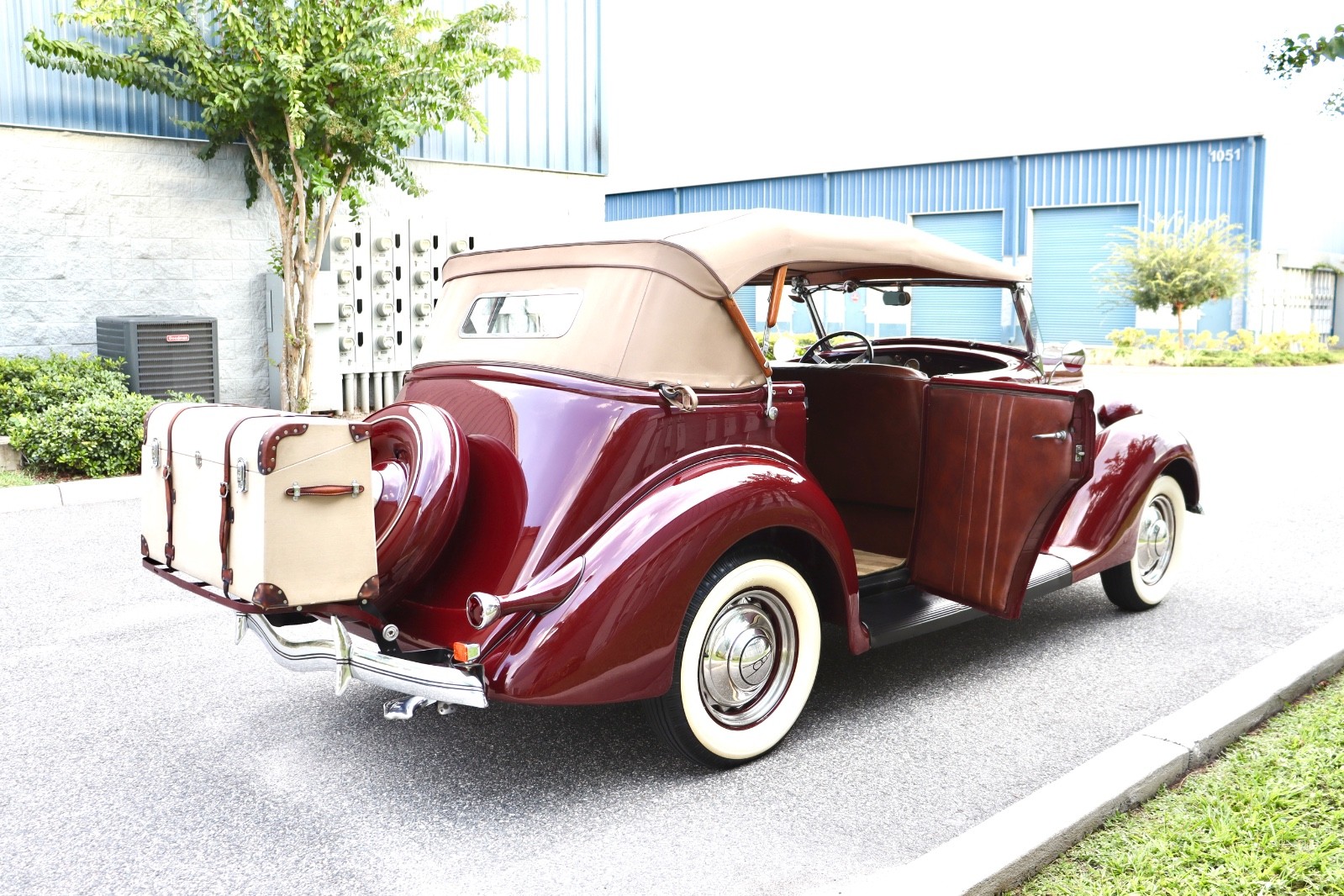 Ford-Phaeton-1936-Convertible-31
