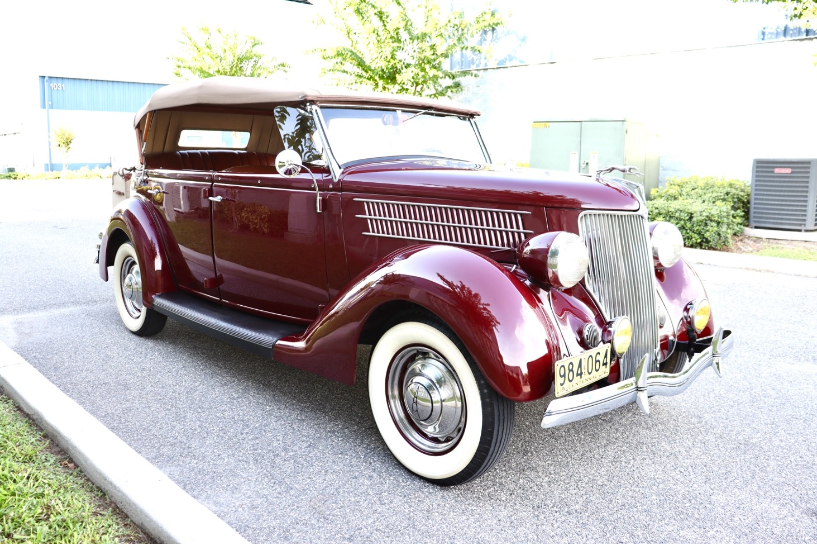 Ford-Phaeton-1936-Convertible-4