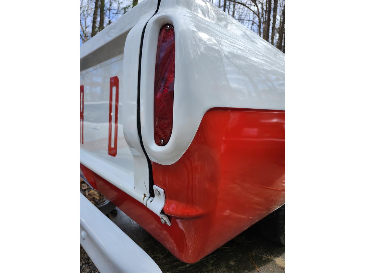 Ford-Pickup-1962-Redampwhite-Redampwhite-16