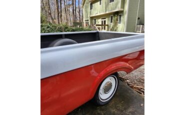 Ford-Pickup-1962-Redampwhite-Redampwhite-32