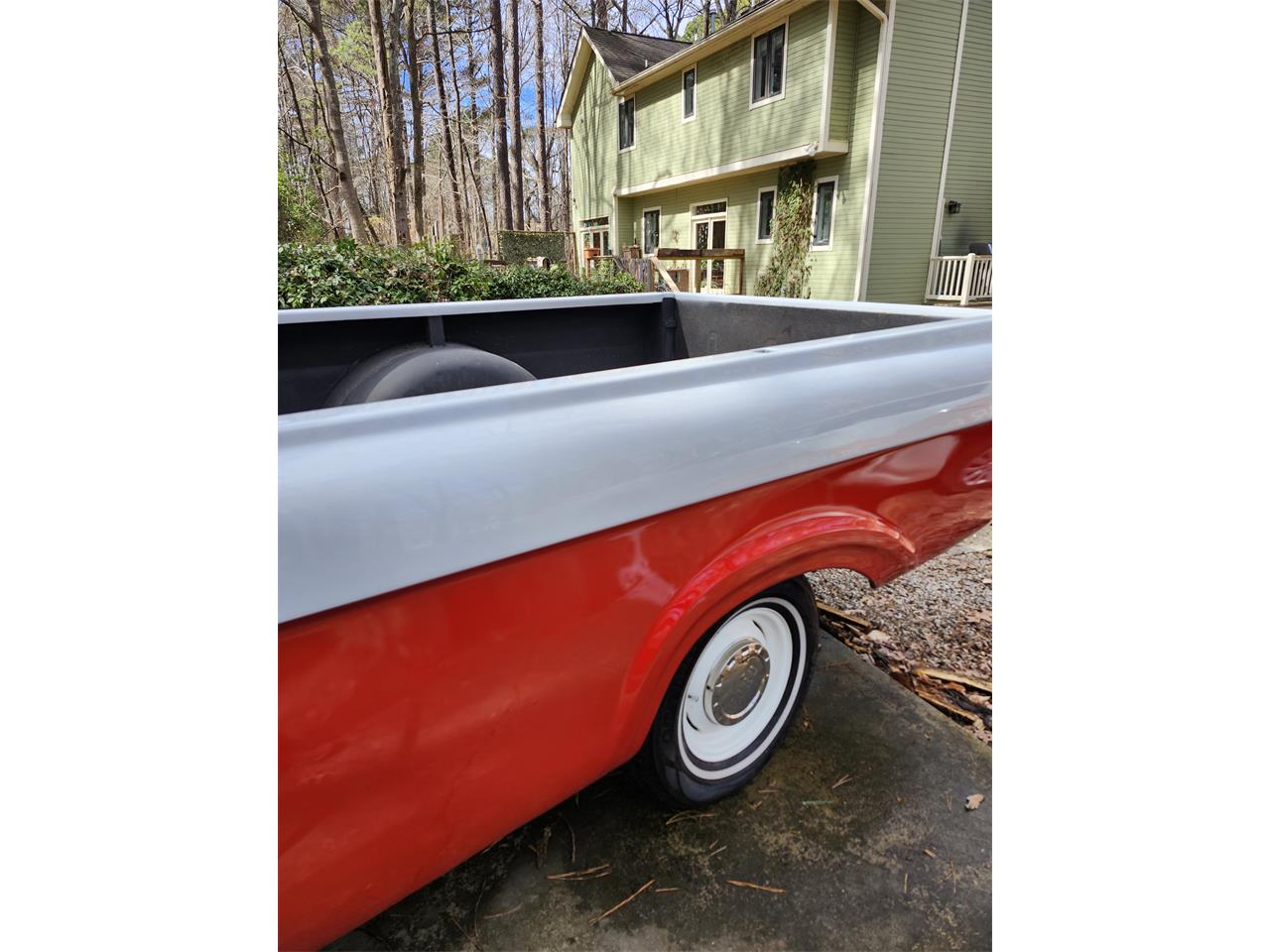 Ford-Pickup-1962-Redampwhite-Redampwhite-32