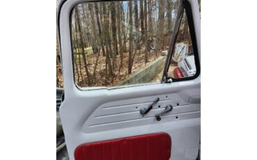 Ford-Pickup-1962-Redampwhite-Redampwhite-35