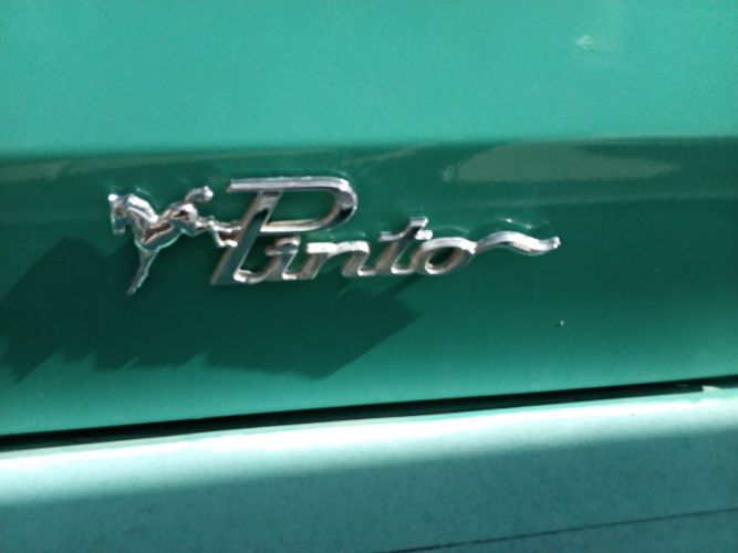 Ford-Pinto-1977-Green-13