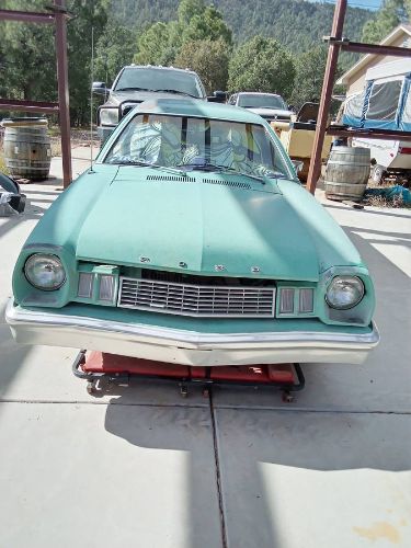 Ford-Pinto-1977-Green