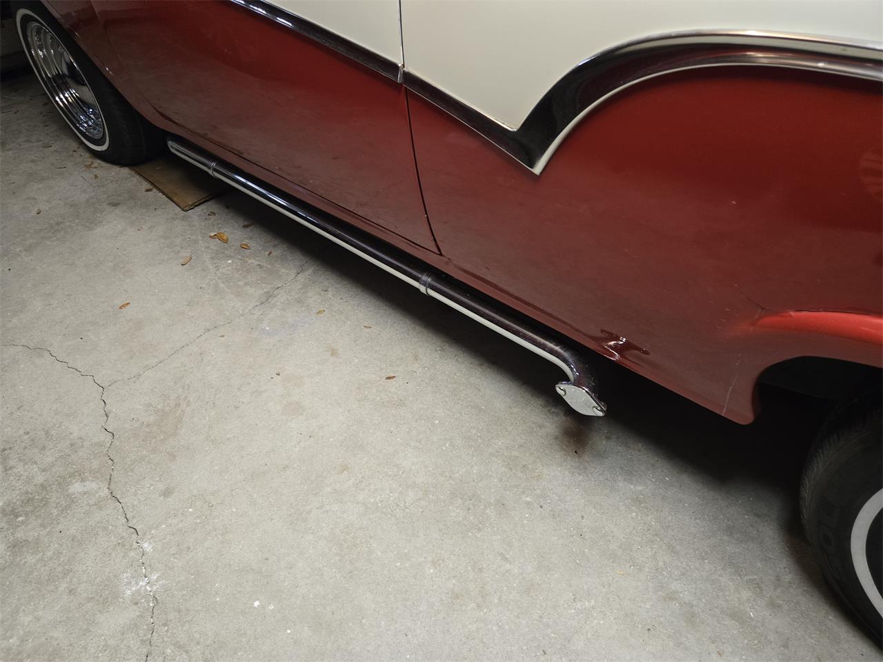 Ford-Ranchero-1957-Red-amp-White-Red-16