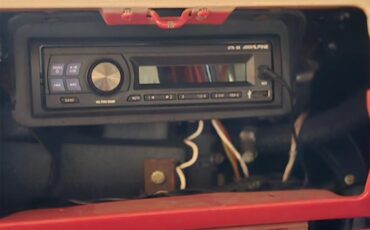 Ford-Ranchero-1957-Red-amp-White-Red-24