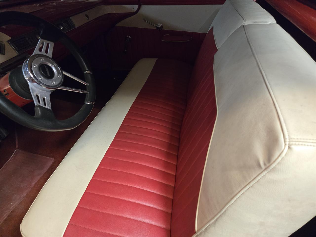 Ford-Ranchero-1957-Red-amp-White-Red-25
