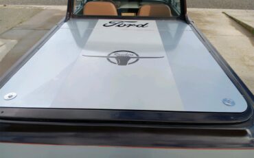 Ford-Ranchero-1965-Blackcherryoversilve-Tan-4