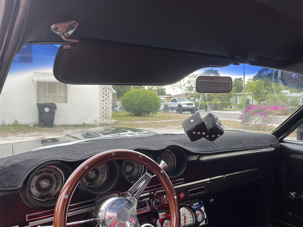 Ford-Ranchero-1969-Blackred-stripe-Black-36