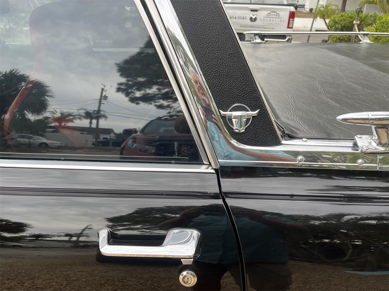 Ford-Ranchero-1969-Blackred-stripe-Black-39