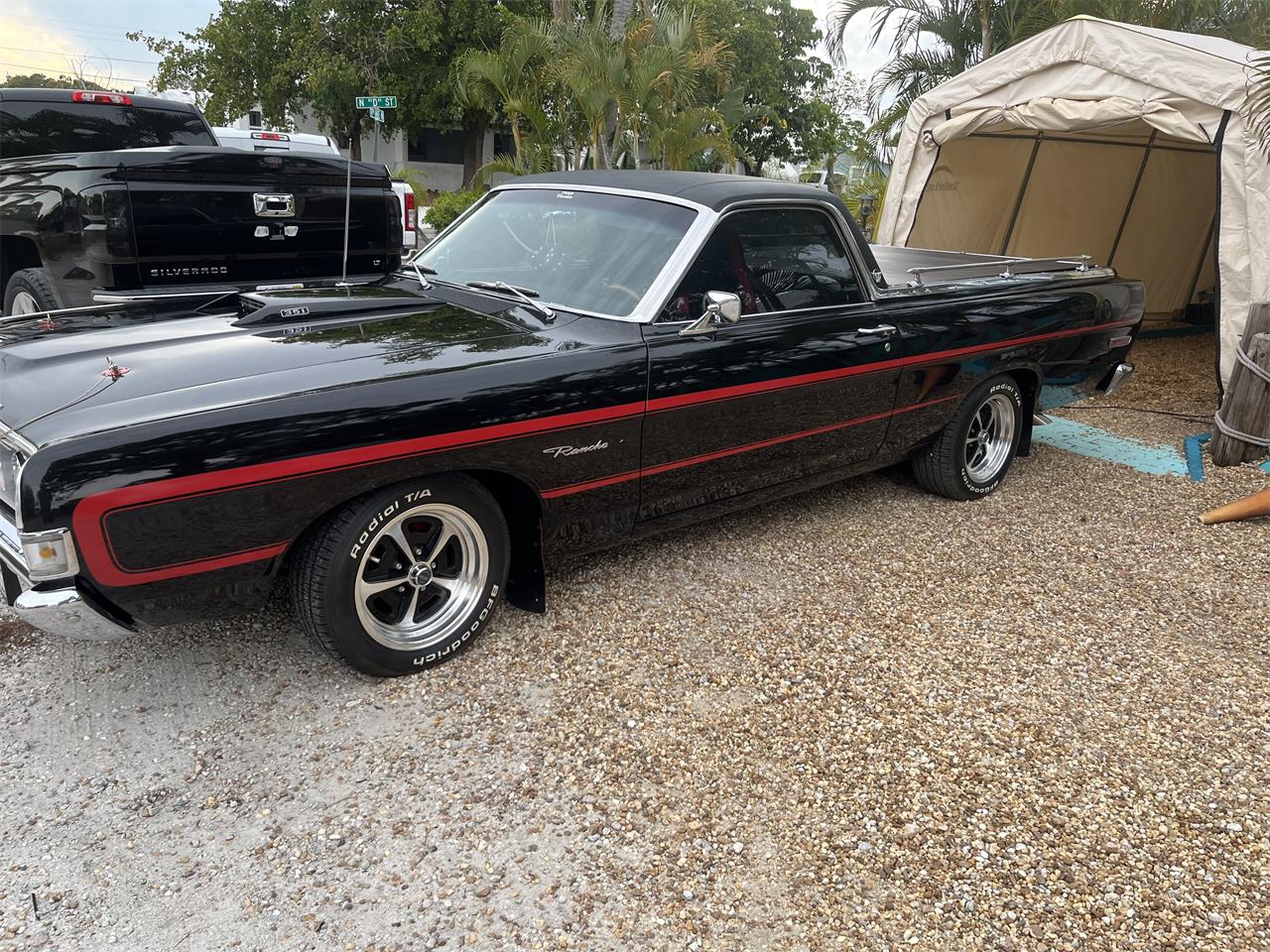 Ford-Ranchero-1969-Blackred-stripe-Black-73