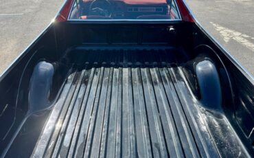 Ford-Ranchero-1977-Bright-Red-Red-4
