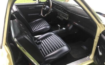 Ford-Ranchero-500-1967-Springtime-yellow-Black-7