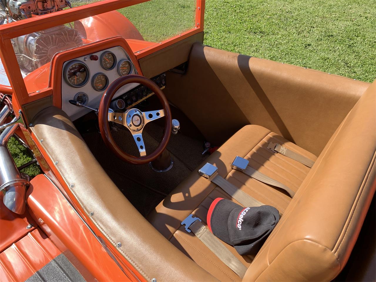 Ford-Roadster-1926-Orange-Tan-10