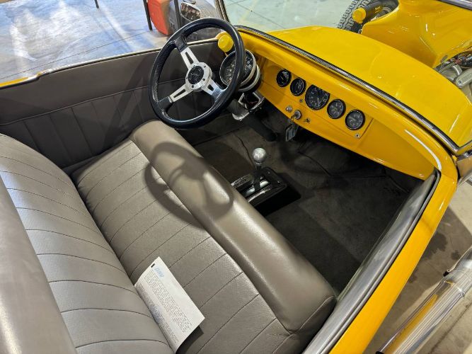 Ford-Roadster-1927-11