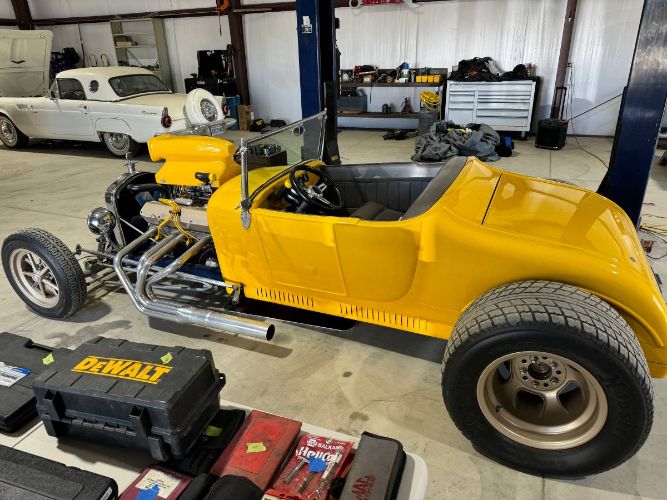 Ford-Roadster-1927-6