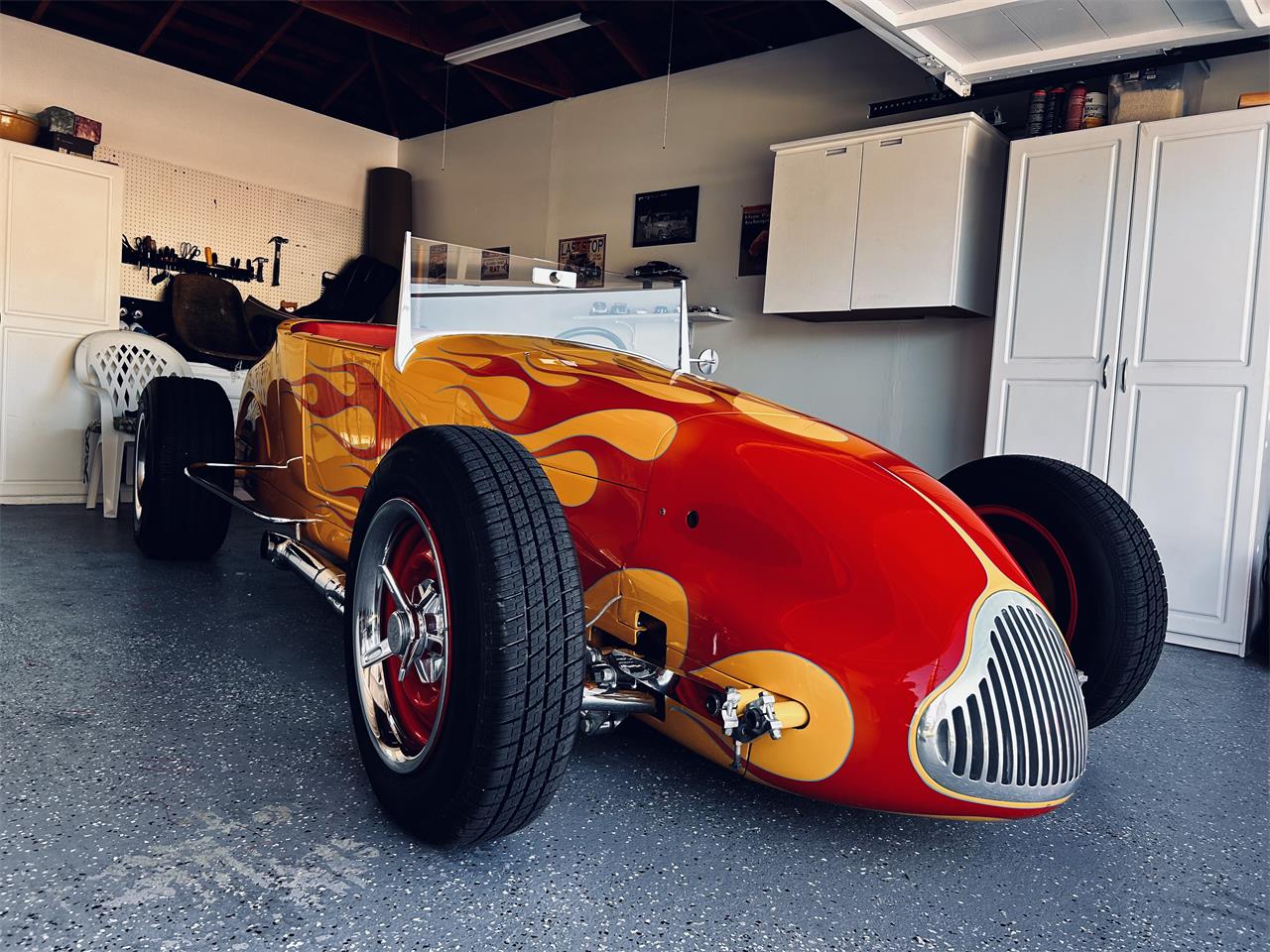 Ford-Roadster-1927-Yellow-orange-Red-leather-11