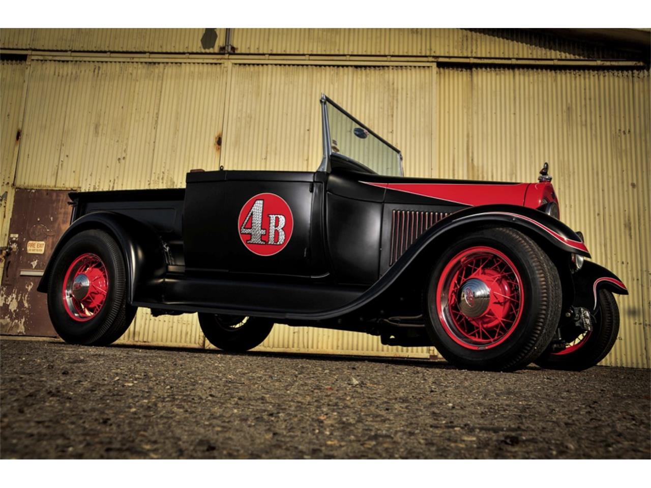 Ford-Roadster-1929-Black-and-Red-Black-1