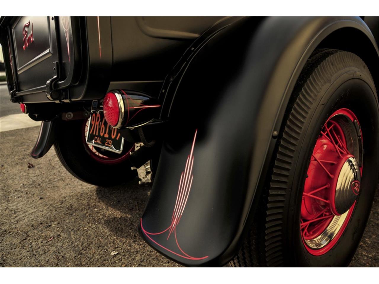 Ford-Roadster-1929-Black-and-Red-Black-10