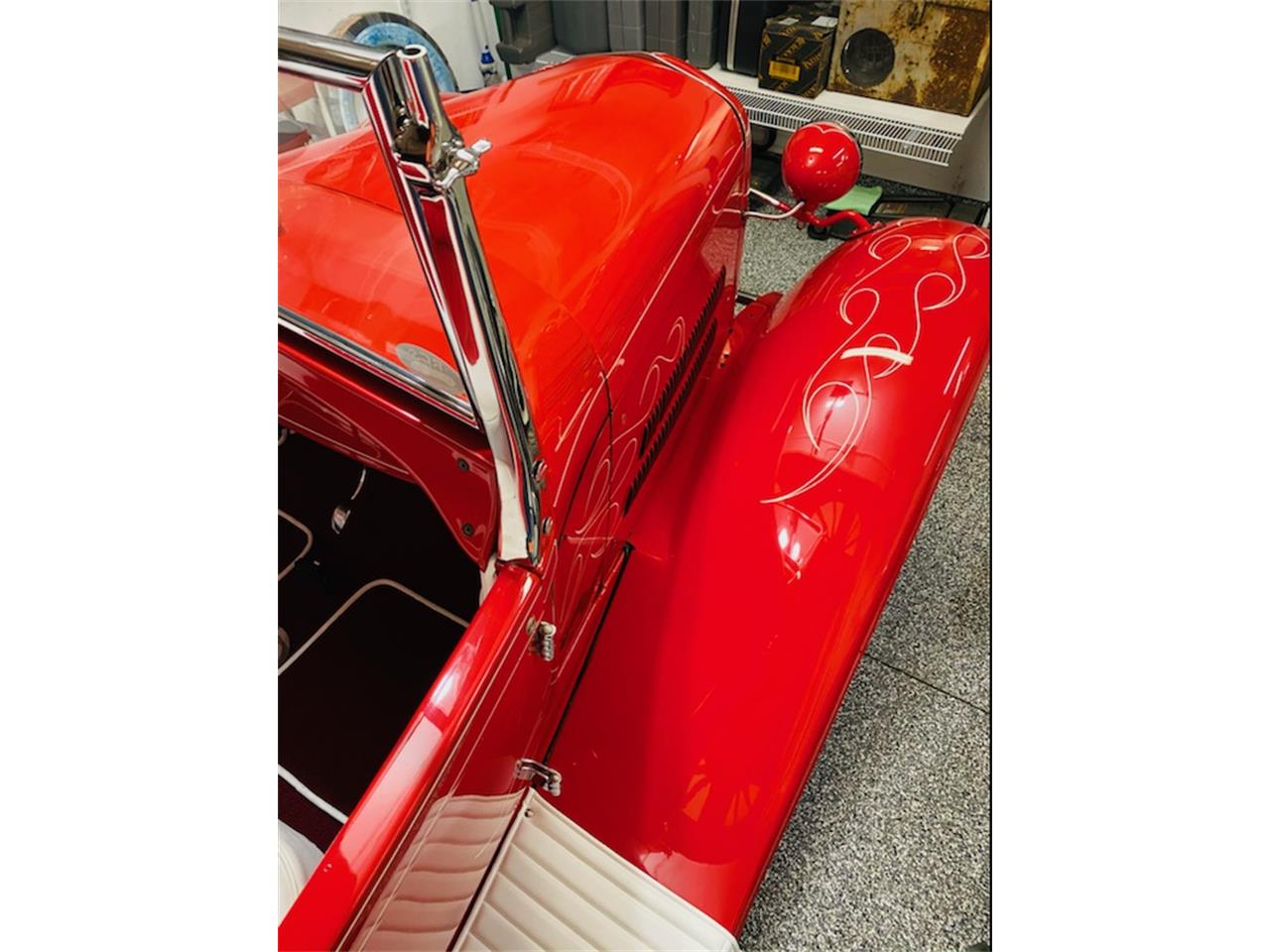 Ford-Roadster-1929-Red-RedWhite-22