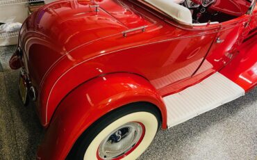 Ford-Roadster-1929-Red-RedWhite-4