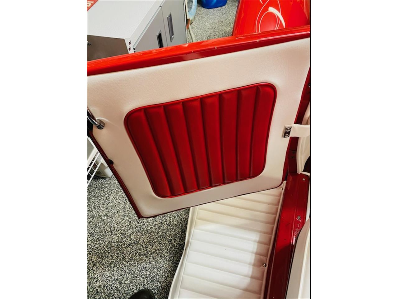 Ford-Roadster-1929-Red-RedWhite-44