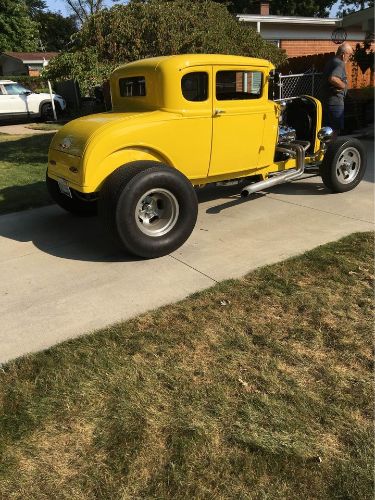 Ford-Roadster-1930-Yellow-Black-9
