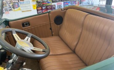 Ford-Roadster-1932-7