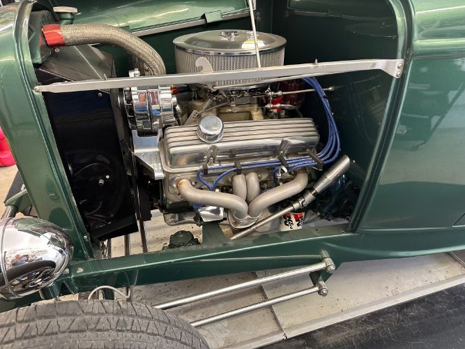 Ford-Roadster-1932-9