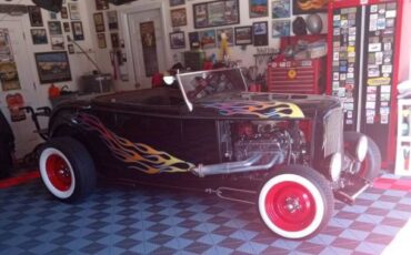 Ford-Roadster-1932-Black