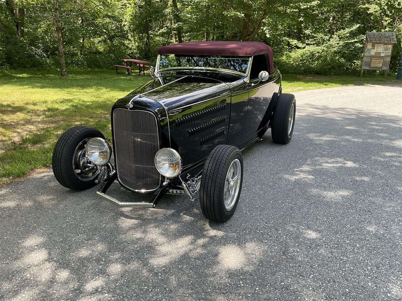 Ford-Roadster-1932-Black-Black-10