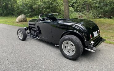 Ford-Roadster-1932-Black-Black