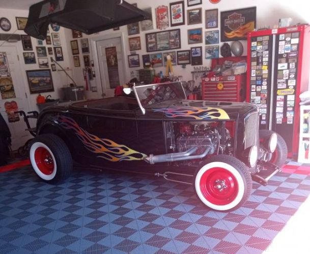 Ford-Roadster-1932-Black