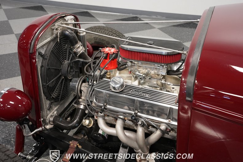 Ford-Roadster-1932-Burgundy-Tan-26