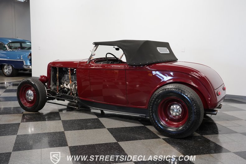 Ford-Roadster-1932-Burgundy-Tan-4