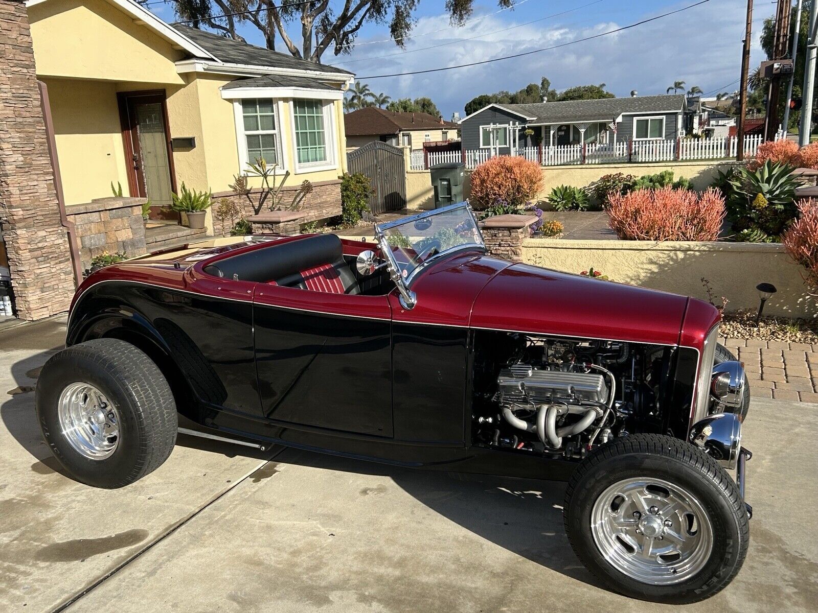 Ford-Roadster-1932-Convertible-10