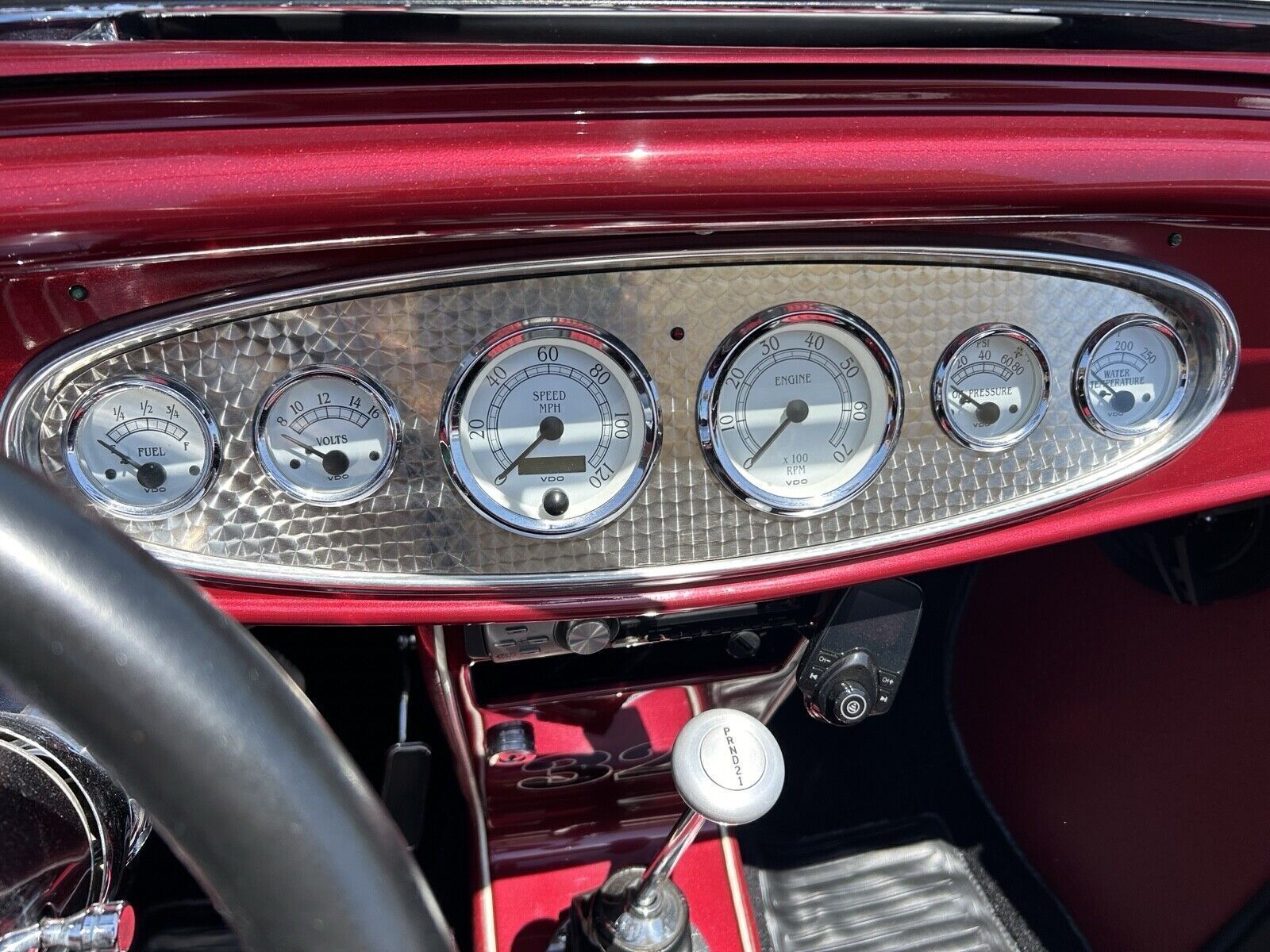 Ford-Roadster-1932-Convertible-16