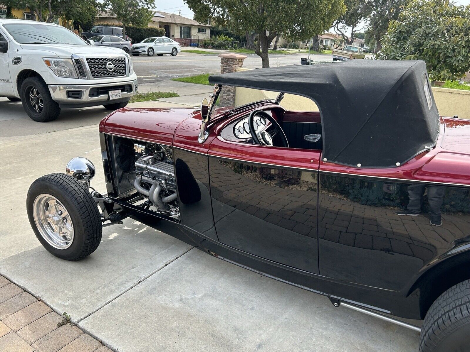 Ford-Roadster-1932-Convertible-3