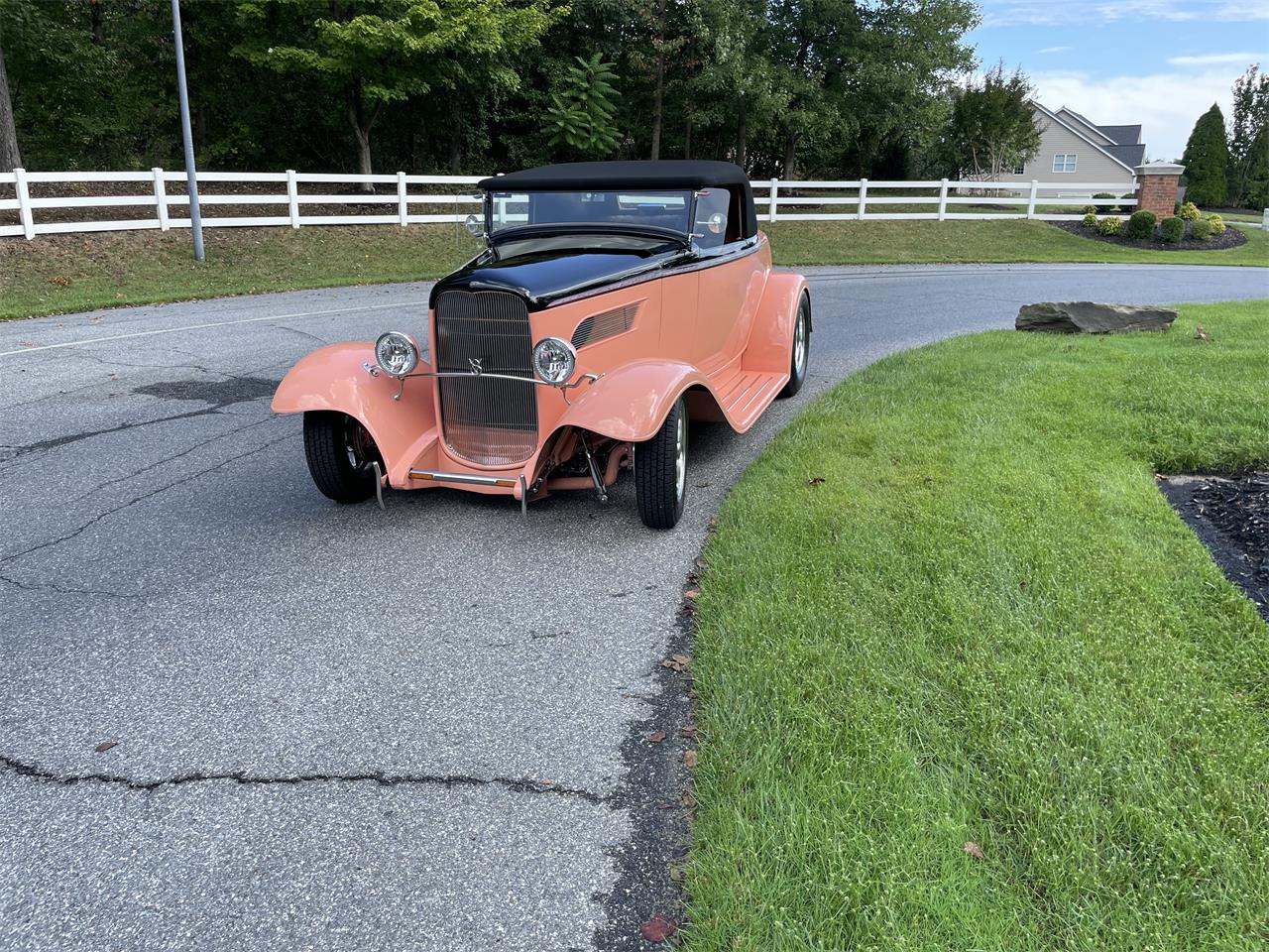 Ford-Roadster-1932-Georgia-Peach-Peach