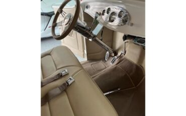Ford-Roadster-1932-Pearl-White-Beige-Leather-11
